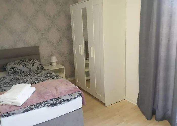 Mit Terrasse - Wallbox *